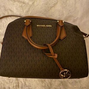 Michael Kors Crossbody Bag